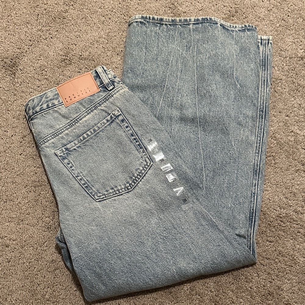 PacSun Casey Low Rise Jeans - Picture 3 of 9